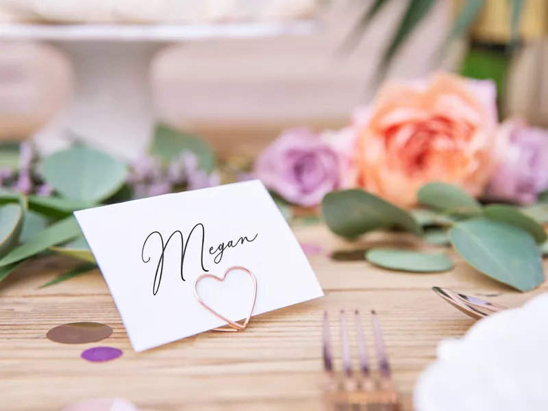 10 segnaposti cuore rosa oro